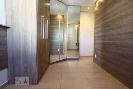 Dormitório 2 de apartamento para alugar com 2 quartos, 50m² em Jardim das Vertentes, São Paulo