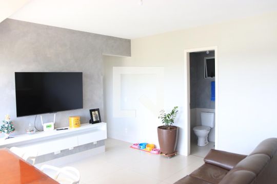 Sala de apartamento para alugar com 3 quartos, 80m² em São Francisco, Goiânia