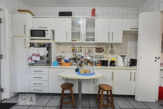 Cozinha de casa à venda com 4 quartos, 190m² em Jardim Novo Santo Amaro, São Paulo