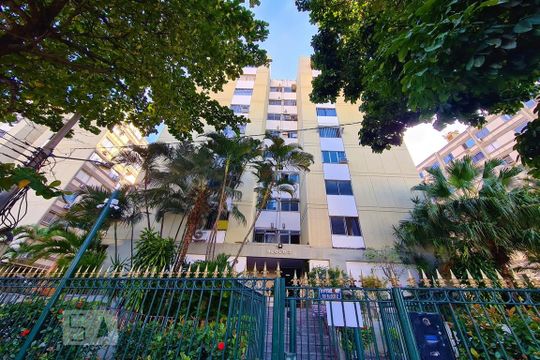 Fachada de apartamento à venda com 3 quartos, 70m² em Engenho de Dentro, Rio de Janeiro