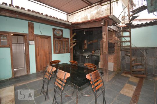 Churrasqueira - Quintal de casa à venda com 4 quartos, 240m² em Pilares, Rio de Janeiro