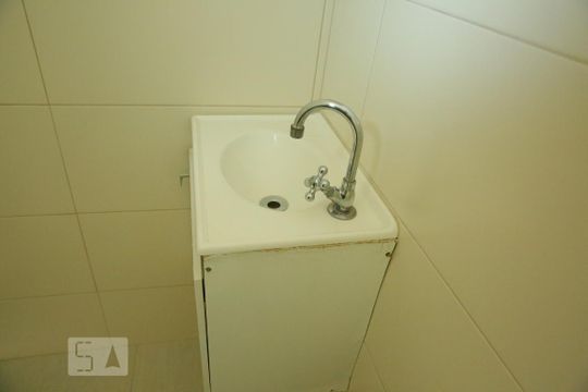 Banheiro de apartamento à venda com 2 quartos, 47m² em Liberdade, São Paulo
