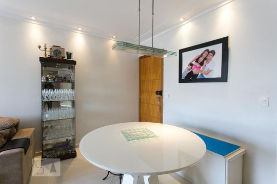 Sala de apartamento à venda com 3 quartos, 86m² em Vila Regente Feijó, São Paulo