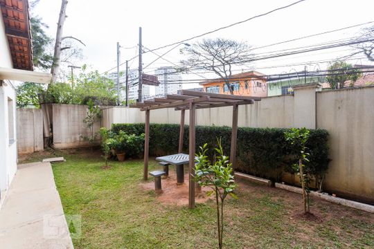 Área Externa de apartamento para alugar com 3 quartos, 76m² em Centro, Diadema