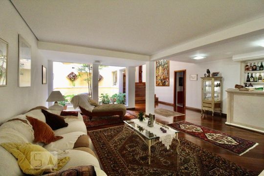 Casa à venda com 5 quartos, 900m² em Santo Amaro, São Paulo