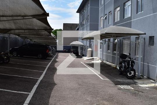 Área comum de apartamento para alugar com 3 quartos, 54m² em Pinheirinho, Curitiba
