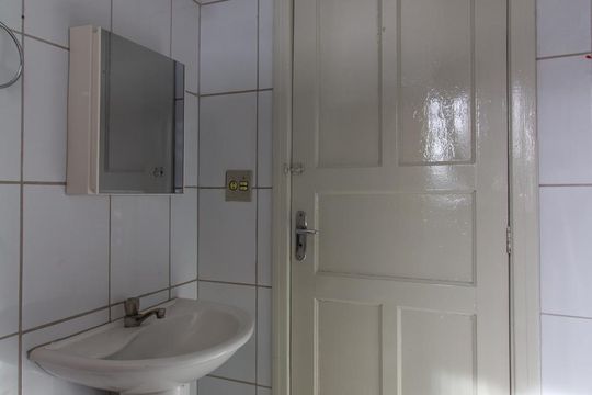 Banheiro de apartamento para alugar com 1 quarto, 67m² em Parque São Lucas, São Paulo