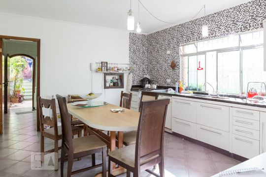 Cozinha de casa à venda com 6 quartos, 275m² em Vila Anglo Brasileira, São Paulo