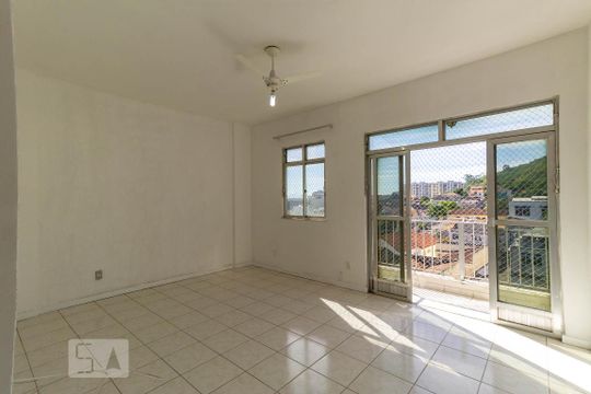Apartamento para alugar com 2 quartos, 75m² em Riachuelo, Rio de Janeiro