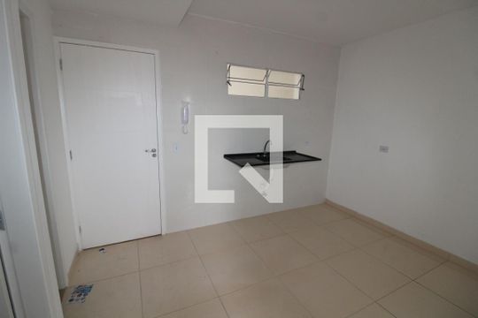 Sala/Cozinha de apartamento à venda com 2 quartos, 32m² em Vila Bela, São Paulo