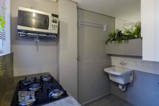 Cozinha / Area de Serviço de apartamento para alugar com 1 quarto, 58m² em Liberdade, São Paulo