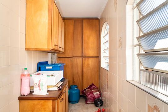 Dispensa de casa à venda com 4 quartos, 300m² em Vila Medeiros, São Paulo
