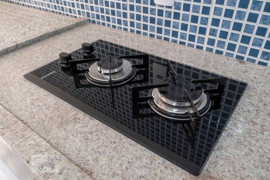 Cozinha de apartamento à venda com 1 quarto, 30m² em Aclimação, São Paulo