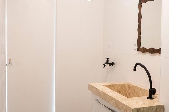 Banheiro de apartamento à venda com 1 quarto, 30m² em Aclimação, São Paulo
