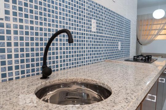Cozinha de apartamento à venda com 1 quarto, 30m² em Aclimação, São Paulo