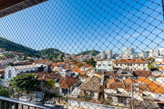 Vista da Suite de apartamento à venda com 3 quartos, 130m² em Santa Rosa, Niterói