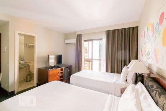 Quarto de kitnet/studio à venda com 1 quarto, 26m² em Jardim Europa, São Paulo