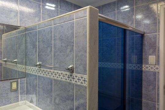 Banheiro Social de apartamento à venda com 2 quartos, 90m² em Tijuca, Rio de Janeiro