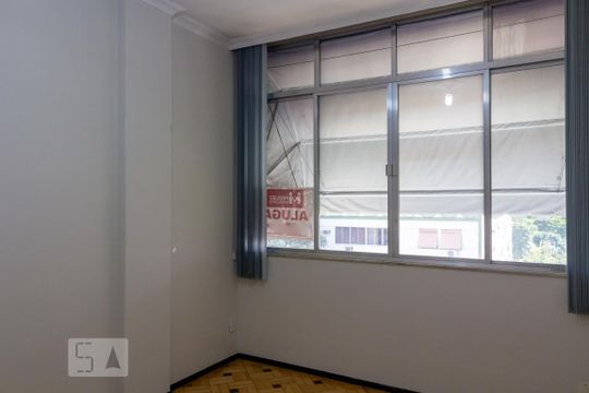 Quarto 1 de apartamento à venda com 2 quartos, 90m² em Tijuca, Rio de Janeiro