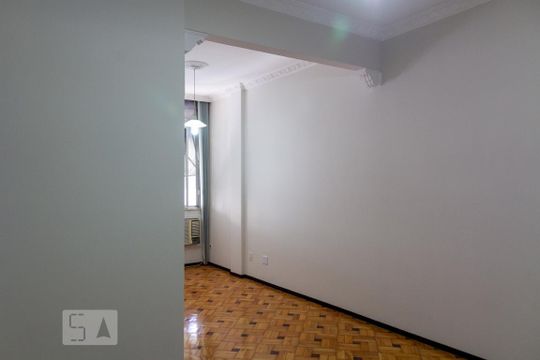 Sala de apartamento à venda com 2 quartos, 90m² em Tijuca, Rio de Janeiro