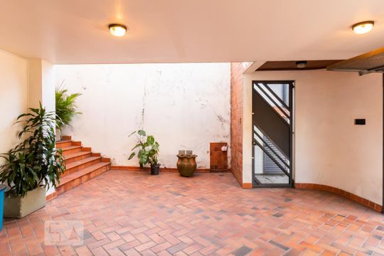 Garagem de casa à venda com 5 quartos, 465m² em Jardim Japão, São Paulo