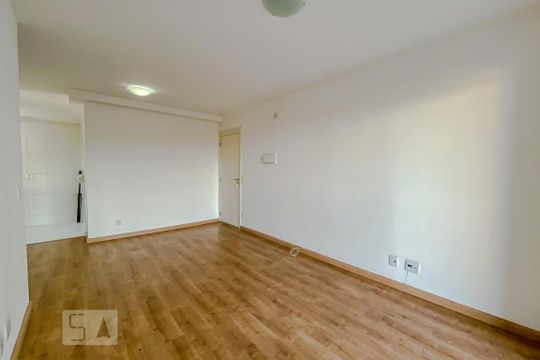 Sala de apartamento à venda com 2 quartos, 68m² em Maranhão, São Paulo