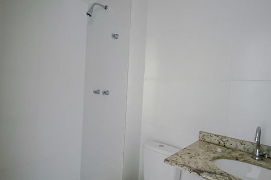 Banheiro de apartamento à venda com 2 quartos, 68m² em Maranhão, São Paulo