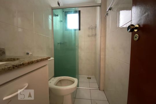 Banheiro de apartamento para alugar com 3 quartos, 71m² em Vila Andrade, São Paulo