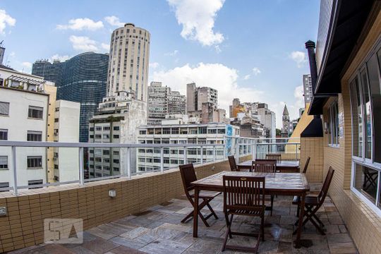 Churrasqueira de kitnet/studio à venda com 1 quarto, 20m² em República, São Paulo
