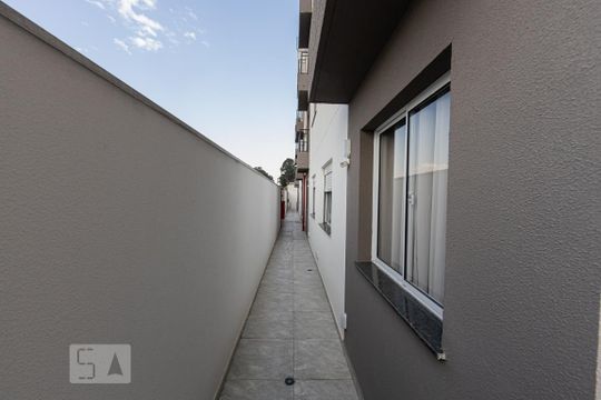 Área comum de kitnet/studio para alugar com 1 quarto, 41m² em Vila Paulo Silas, São Paulo