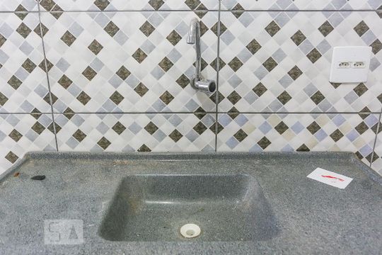 Cozinha de apartamento para alugar com 2 quartos, 50m² em Padroeira, Osasco