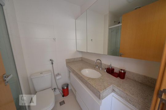 Banheiro de apartamento para alugar com 1 quarto, 35m² em Setor Noroeste, Brasília