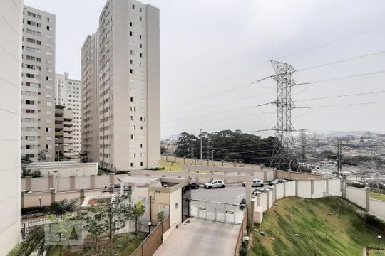 Vista da Sala de apartamento para alugar com 2 quartos, 42m² em Jardim Iris, São Paulo