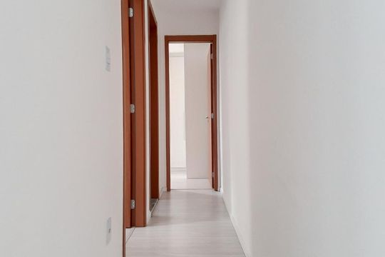 Corredor de apartamento para alugar com 2 quartos, 42m² em Jardim Iris, São Paulo