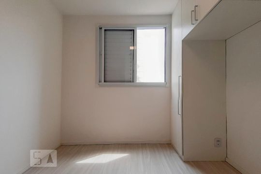 Quarto 1 de apartamento para alugar com 2 quartos, 42m² em Jardim Iris, São Paulo