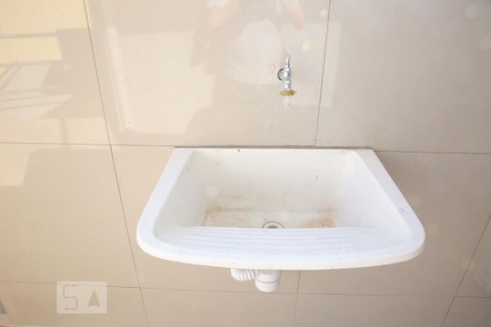 Pia Lavanderia  de apartamento para alugar com 2 quartos, 65m² em Vila Mariana, São Paulo