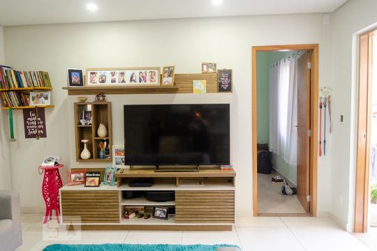 Sala de casa à venda com 2 quartos, 46m² em Taquara, Rio de Janeiro