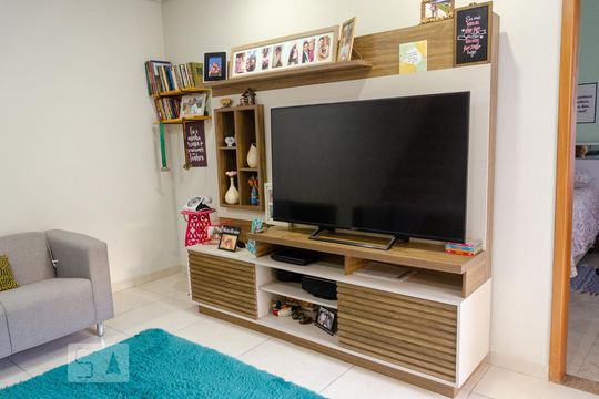 Sala de casa à venda com 2 quartos, 46m² em Taquara, Rio de Janeiro