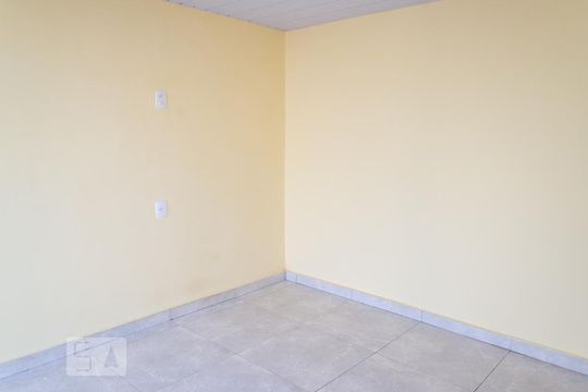 Quarto 2 de casa à venda com 2 quartos, 46m² em Taquara, Rio de Janeiro