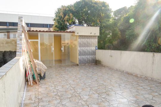 Terraço de casa à venda com 2 quartos, 46m² em Taquara, Rio de Janeiro