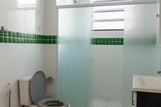 Banheiro de apartamento para alugar com 3 quartos, 230m² em Copacabana, Rio de Janeiro