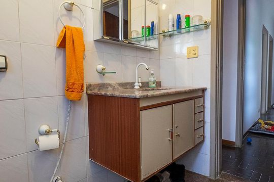 Suíte - Banheiro de apartamento à venda com 3 quartos, 108m² em Sumaré, São Paulo