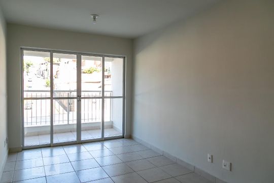 Apartamento para alugar com 3 quartos, 70m² em Pompéia, Belo Horizonte