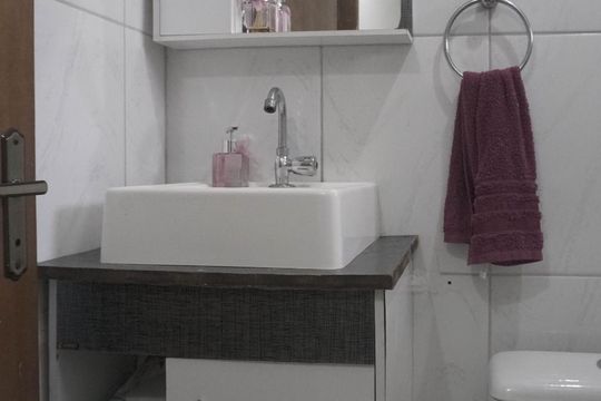 Banheiro de casa de condomínio à venda com 2 quartos, 92m² em Itaquera, São Paulo