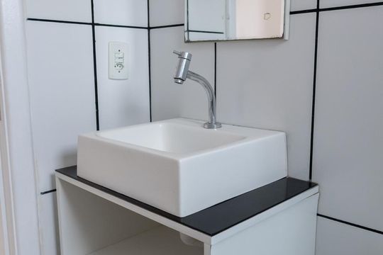 Banheiro de apartamento à venda com 2 quartos, 52m² em Parque Novo Mundo, São Paulo