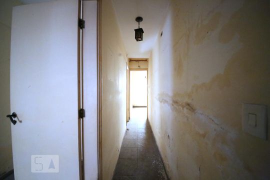 Corredor  de casa à venda com 4 quartos, 253m² em Brooklin, São Paulo