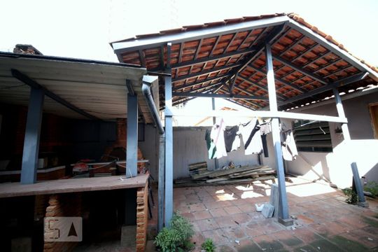Quintal  de casa à venda com 4 quartos, 253m² em Brooklin, São Paulo