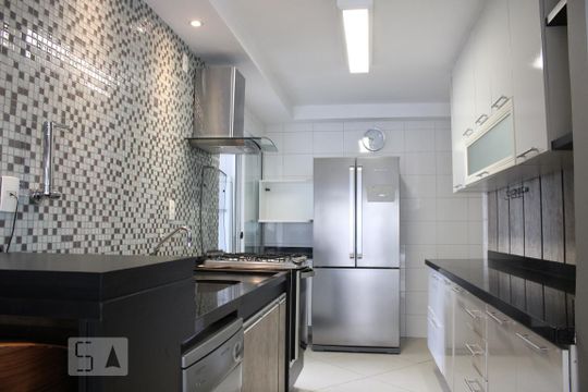 Cozinha de apartamento à venda com 3 quartos, 96m² em Várzea da Barra Funda, São Paulo