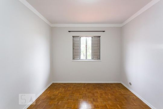 Quarto de casa à venda com 2 quartos, 380m² em Jardim Peri Peri, São Paulo