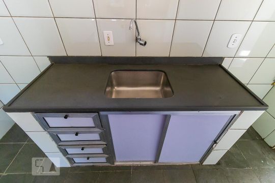 Cozinha de apartamento para alugar com 3 quartos, 73m² em Jardim Flamboyant, Campinas